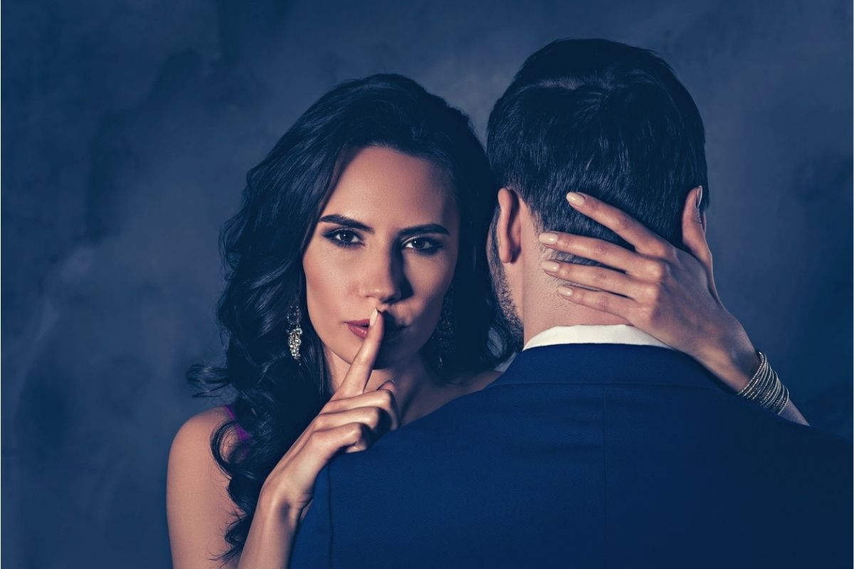 4 signos de que tu pareja te esta siendo infiel