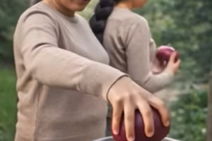 Aceite de cebolla casero para estimular el crecimiento del cabello y ayudar a frenar la caída